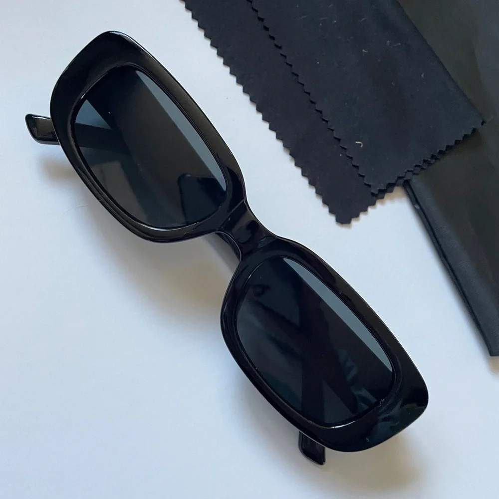 NEW Black sunglasses - Picture 2 of 3